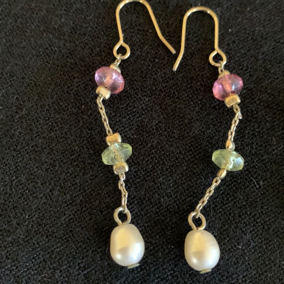 Lovely gold color necklace, earring set. Make me an offer I can’t refuse. - Picture 7 of 8